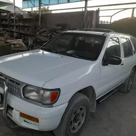 Nissan Pathfinder 1997