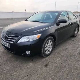 Toyota Camry 2011