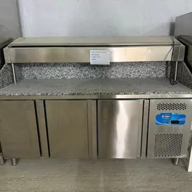 Holodilnik Bölümli Stol