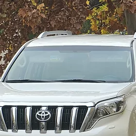 Toyota Land Cruiser Prado 2014