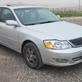 Toyota Avalon 2000