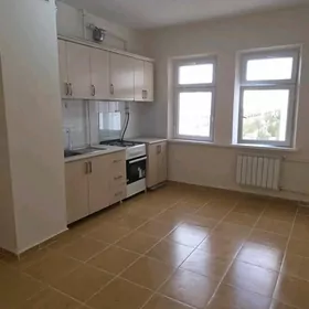 Satlyk Mir 7/2 9/2 Etaj 1Kom