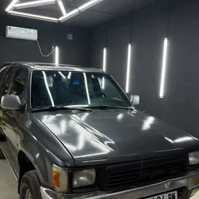 Toyota 4Runner 1992
