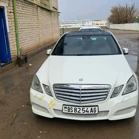 Mercedes-Benz E300 2010