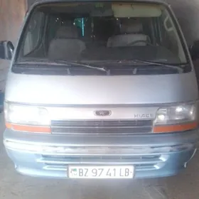 Toyota Hiace 1990