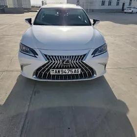 Lexus ES 350 2023