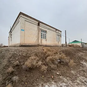 Eyesinden satlyk jay