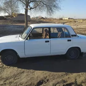 Lada 2107 1985