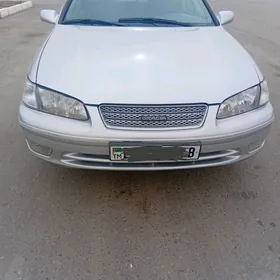Toyota Camry 2001
