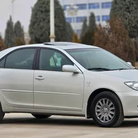 Toyota Camry 2004