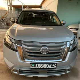 Nissan Pathfinder 2022