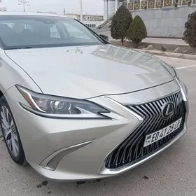 Lexus ES 350 2021