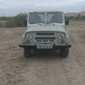UAZ 469 2001