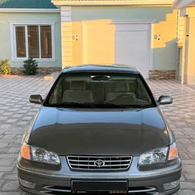 Toyota Camry 1998