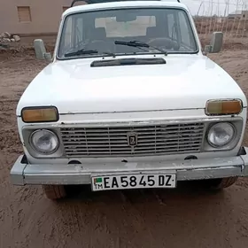 Lada Niva 1989
