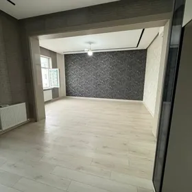 Gurtly 3 komnat liftly