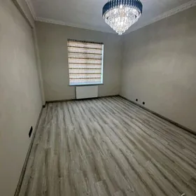 Taslama 1kom 4/2 etazy satlyk