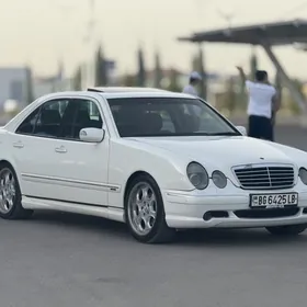 Mercedes-Benz E55 AMG 2000