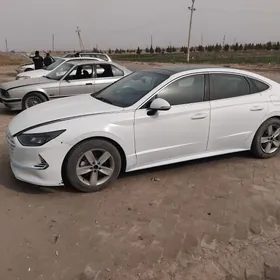 17 lik HUNDAY SONATA