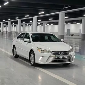 Toyota Camry 2017