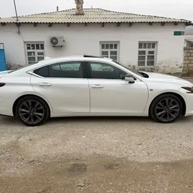 Lexus ES 350 2021