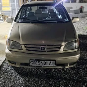 Toyota Sienna 2002