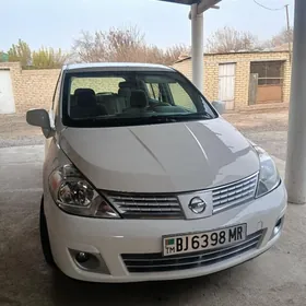 Nissan Versa 2009