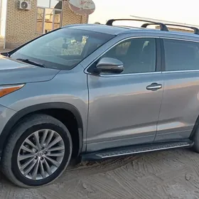 Toyota Highlander 2016