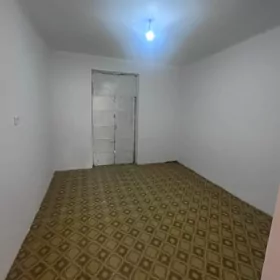 Hitrovka 2 kom 2 etaj arzan