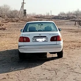 Toyota Corolla 1999
