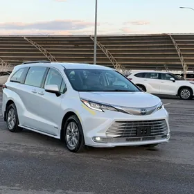 Toyota Sienna 2022