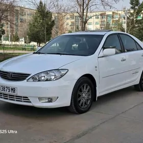 Toyota Camry 2005