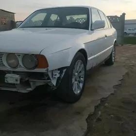 BMW 525 1990