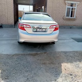 Toyota Camry 2012