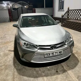 Toyota Camry 2016