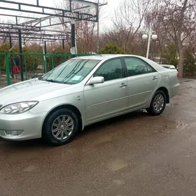Toyota Camry 2003