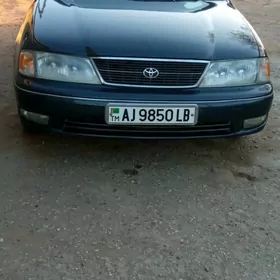 Toyota Avalon 1999