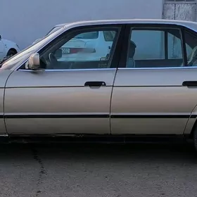 BMW 525 1990