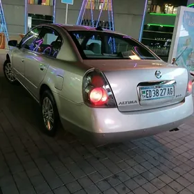 Nissan Altima 2005
