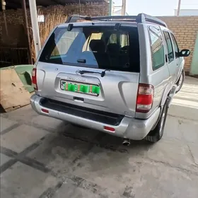 Nissan Pathfinder 2003