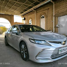 Toyota Camry 2020