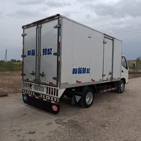 Mitsubishi Canter 2010