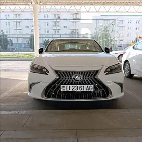 Lexus ES 350 2022