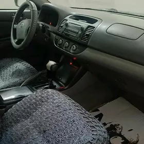 Toyota Camry 2005