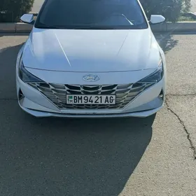 Hyundai Elantra 2021