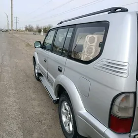 Toyota Land Cruiser Prado 2002