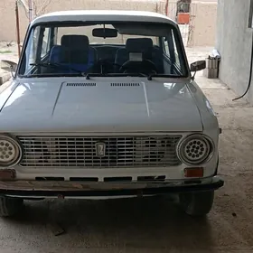 Lada 2104 1985