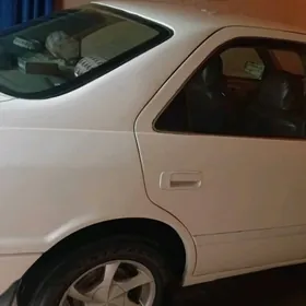 Toyota Camry 1999