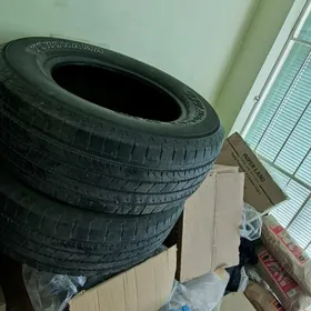 yokohama  265/65 R17