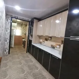 Eyesinden satlyk jay